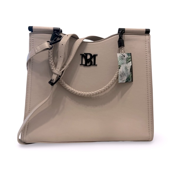 Badgley Mischka Handbags - NWT Badgley Mischka Crossbody/Shoulder bag